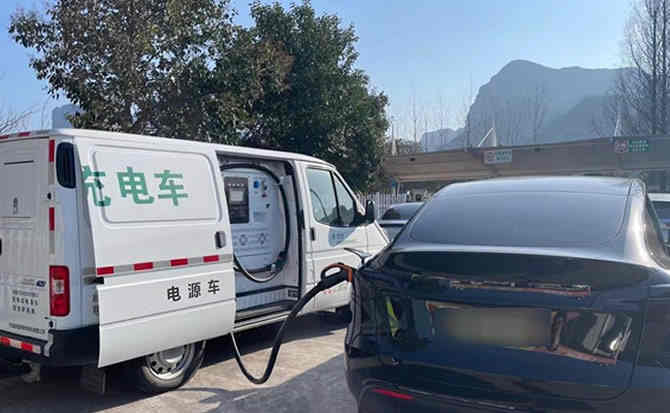 枝江汽车搭电